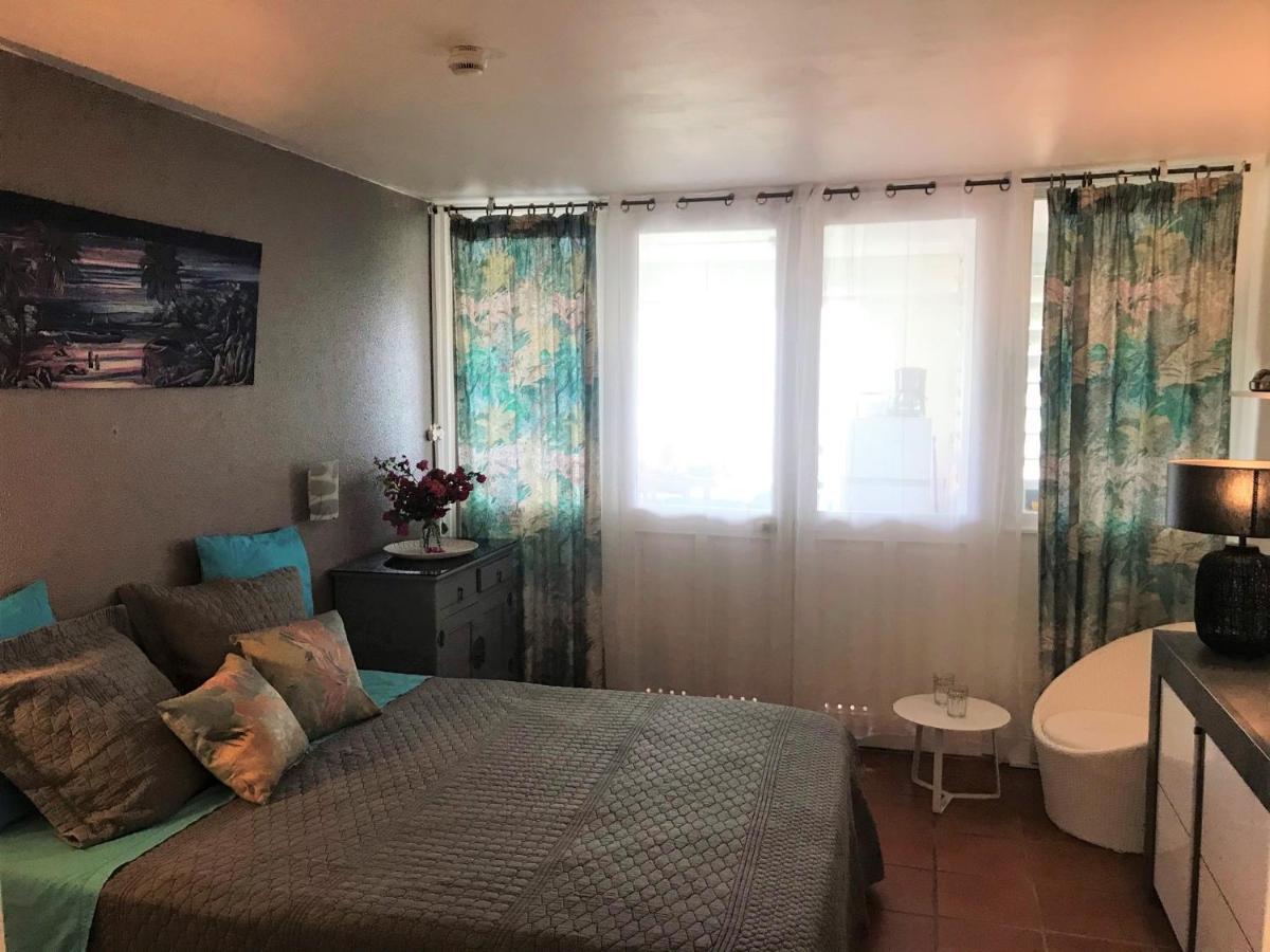 Studio Mojito Vue Mer,Piscine Avec Cuve Eau Et Acces Plage Et Piscine Anse Des Rochers Saint-Francois  Exterior foto